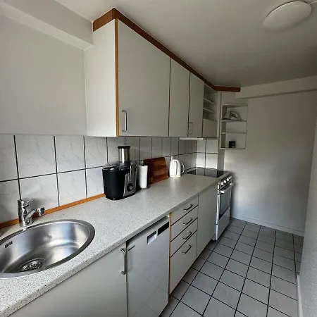 Cozy Basement אודנזה